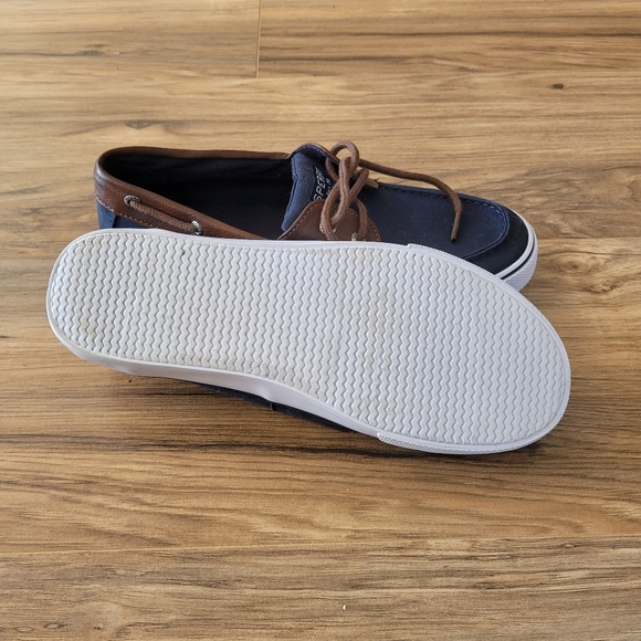 Boys Sperry Bahama Size 5.5 M - Picture 3 of 7